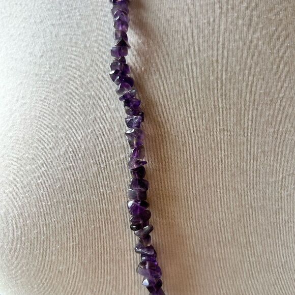 Vintage Purple Amethyst Gemstone Necklace - Picture 3 of 6